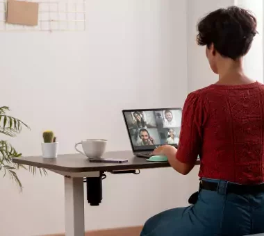 Long Working Hours and Spinal Health: Why Investing in an Ergonomic Table is Essential