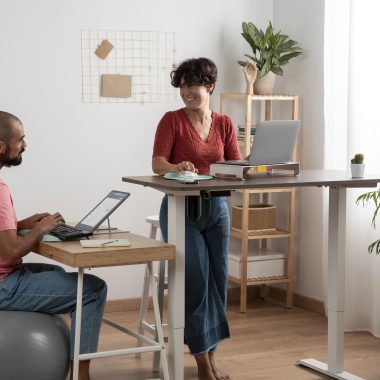 Integrating Smart Desks into Your Existing Office Layout: A Seamless Transition